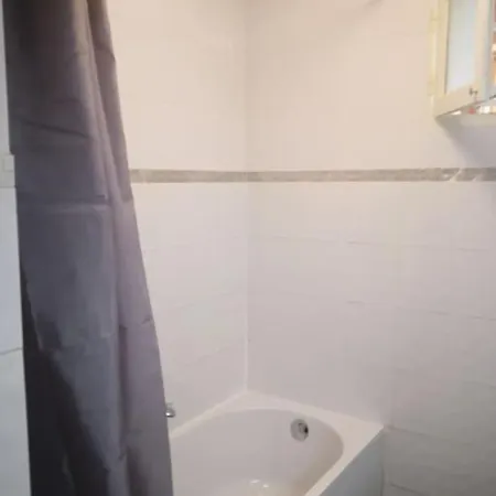 Appartement 4 Pieces A Pres Du Velodrome